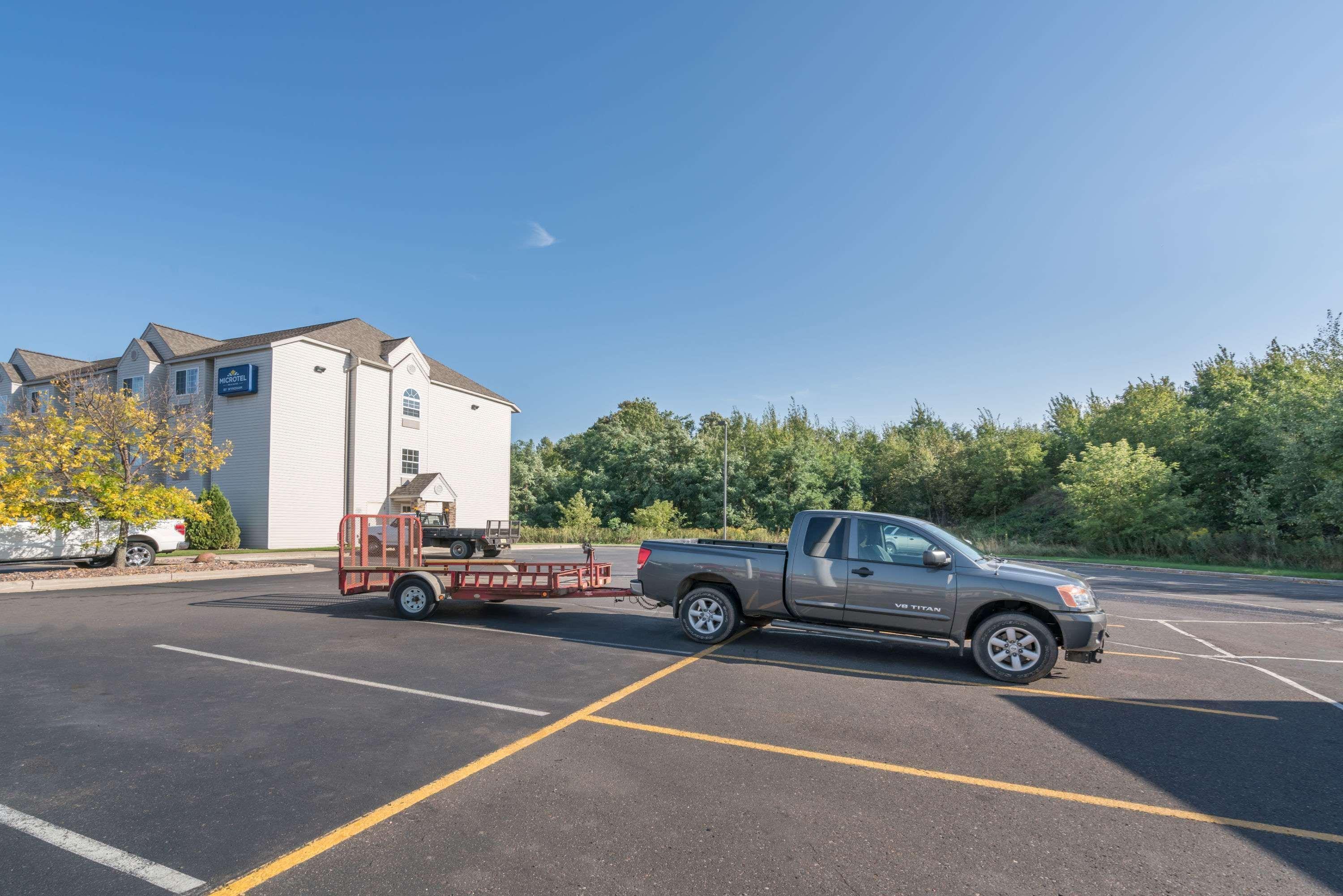 Microtel Inn & Suites By Wyndham Rice Lake Exterior foto